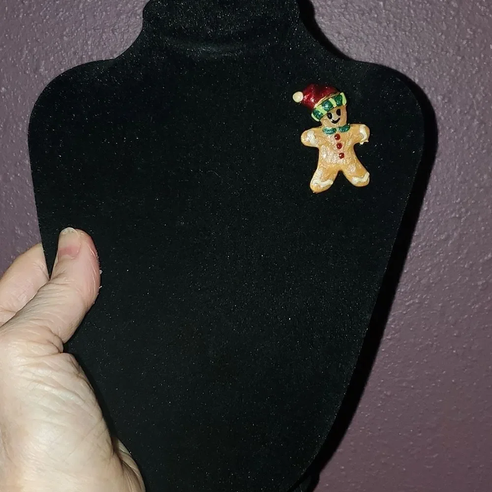 Christmas Ginger Bread Pin, Cute Little Piece. NWOT.